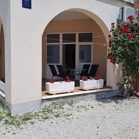 Apartman Darija 2 Подстрана Экстерьер фото